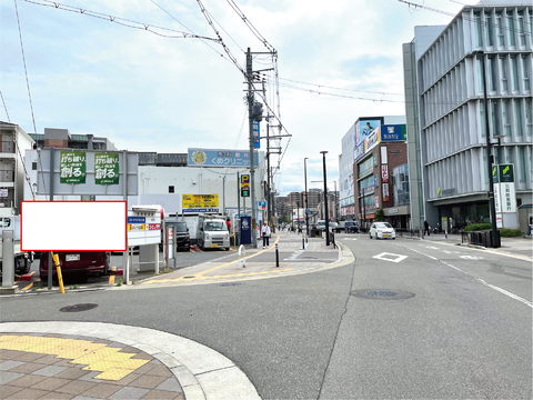 堺市西区鳳東町1丁鳳駅前駐車場